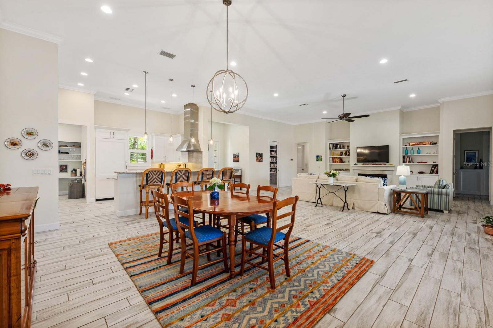 SARA SANDS - Residential