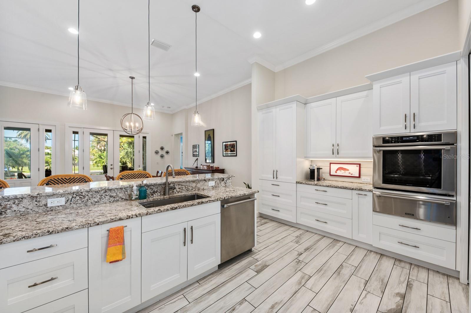 SARA SANDS - Residential