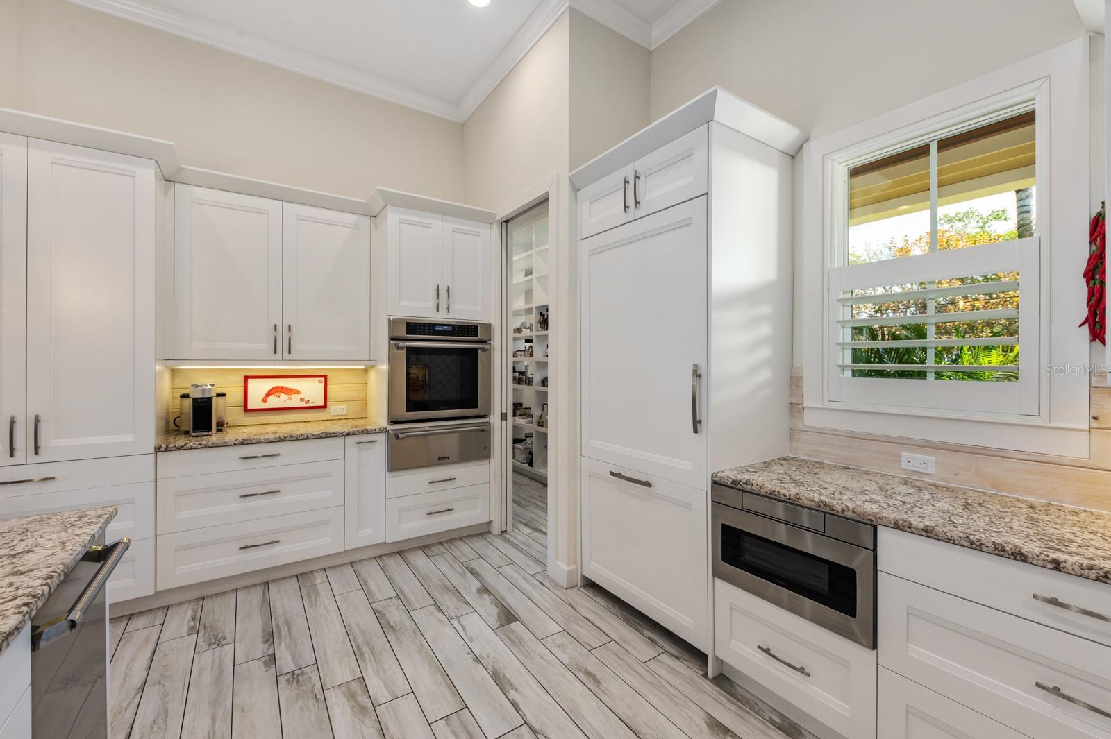 SARA SANDS - Residential