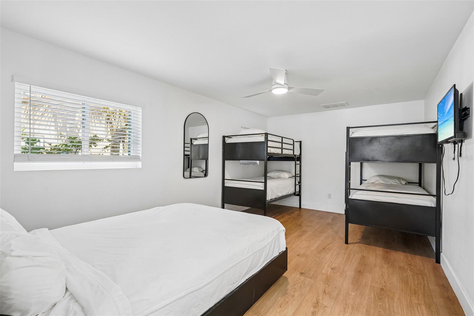 ORANGE TERRACE 2ND ADD - Residential