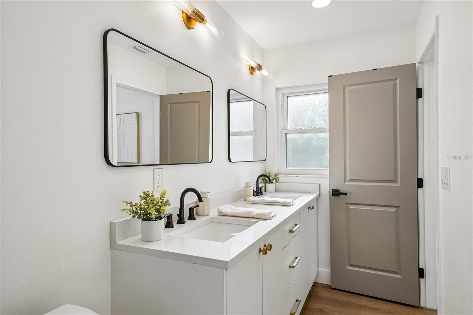 ORANGE TERRACE 2ND ADD - Residential