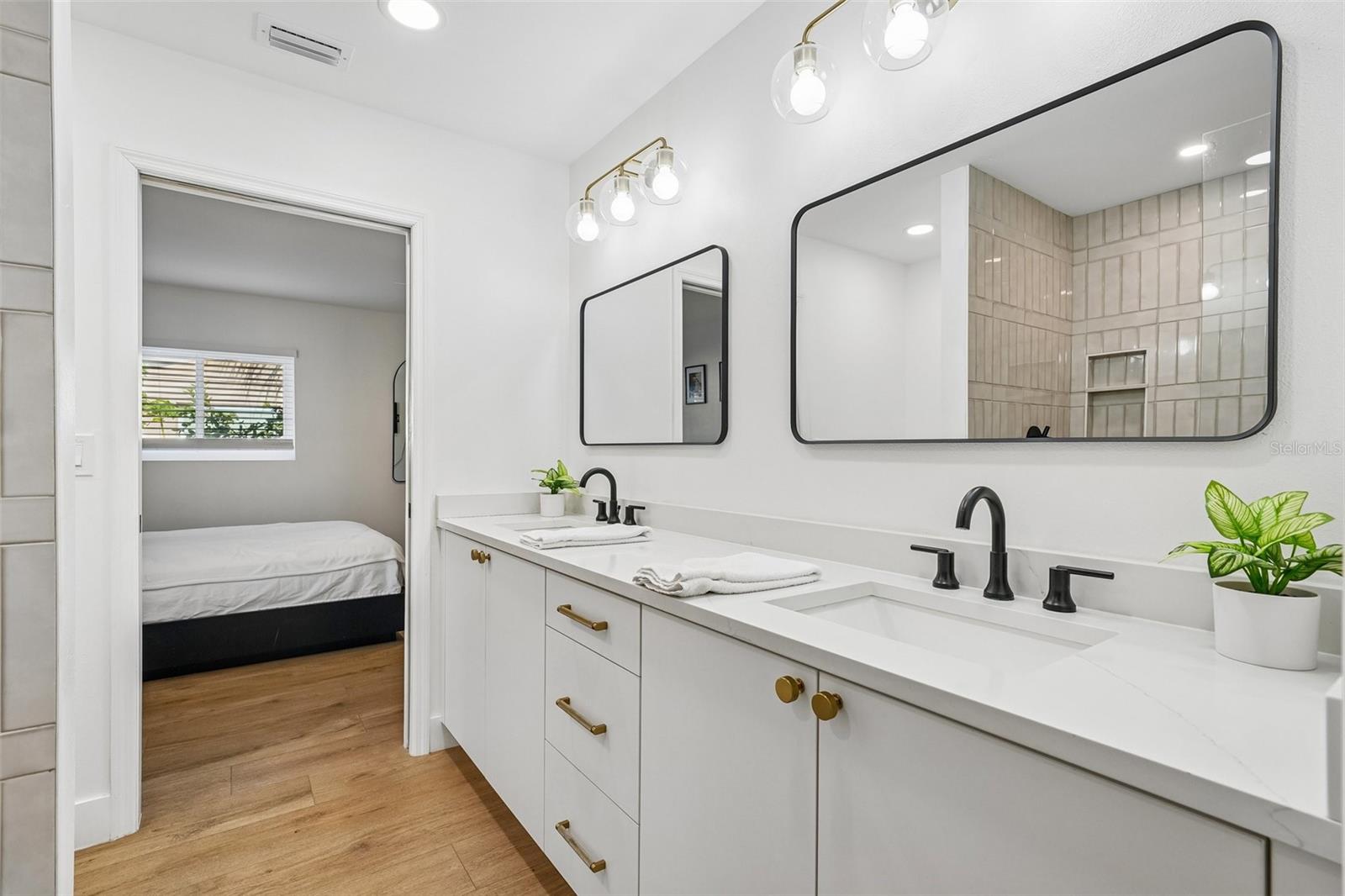 ORANGE TERRACE 2ND ADD - Residential