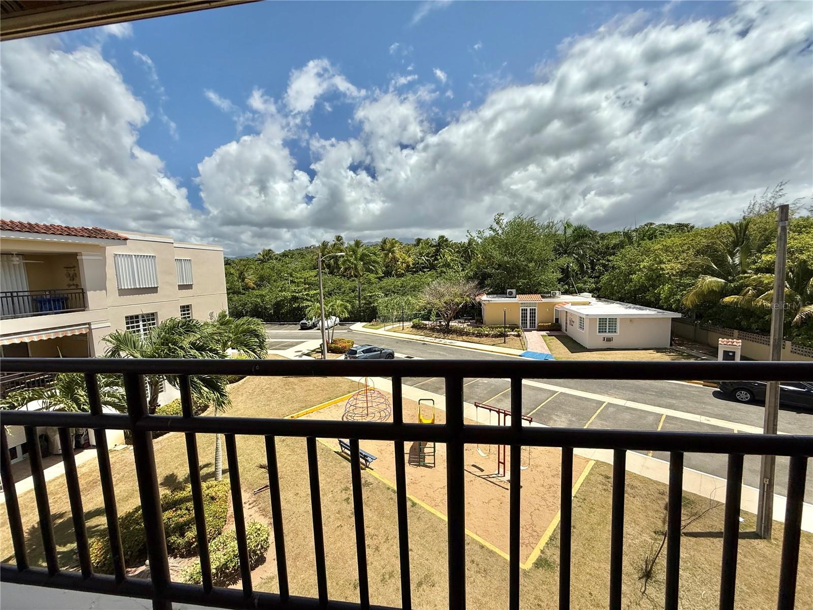 CONTINENTAL  BEACH RESORT - Residential