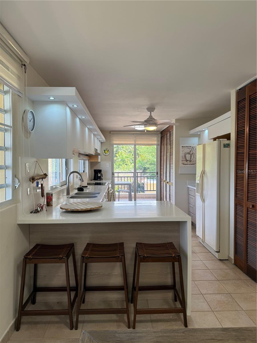 CONTINENTAL  BEACH RESORT - Residential