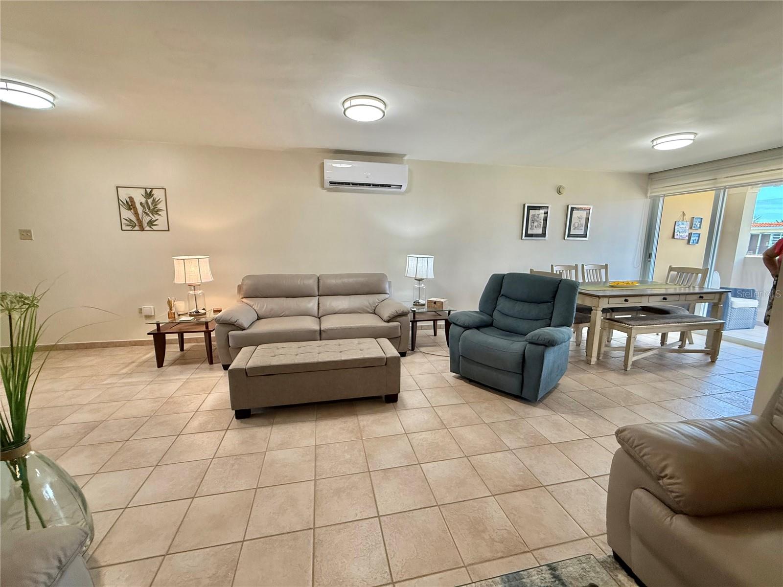 CONTINENTAL  BEACH RESORT - Residential