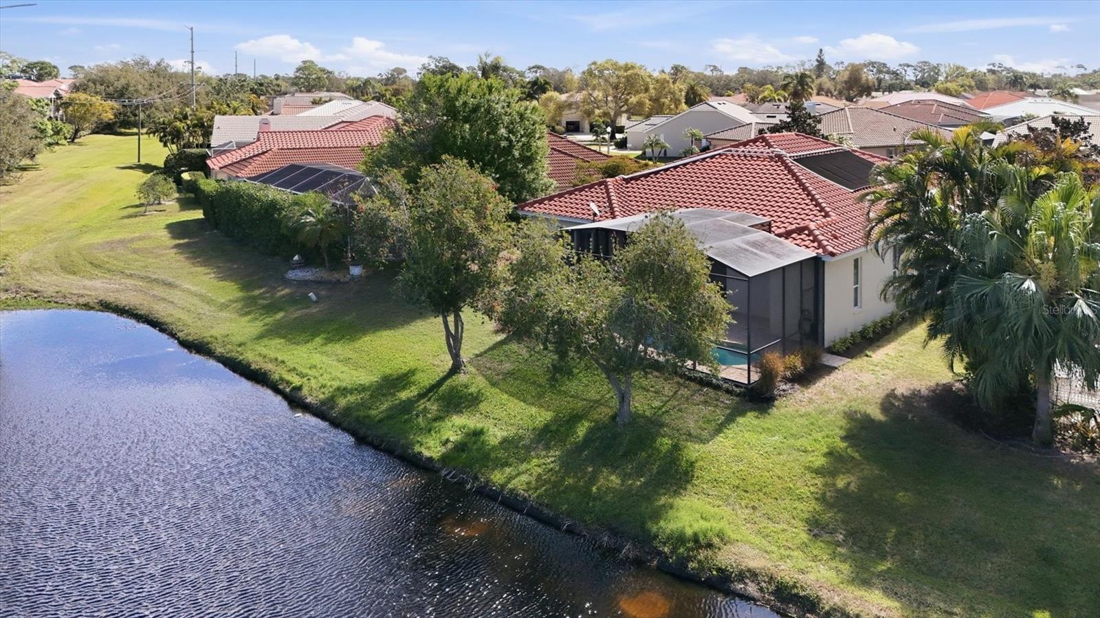 HUNTINGTON POINTE - Residential