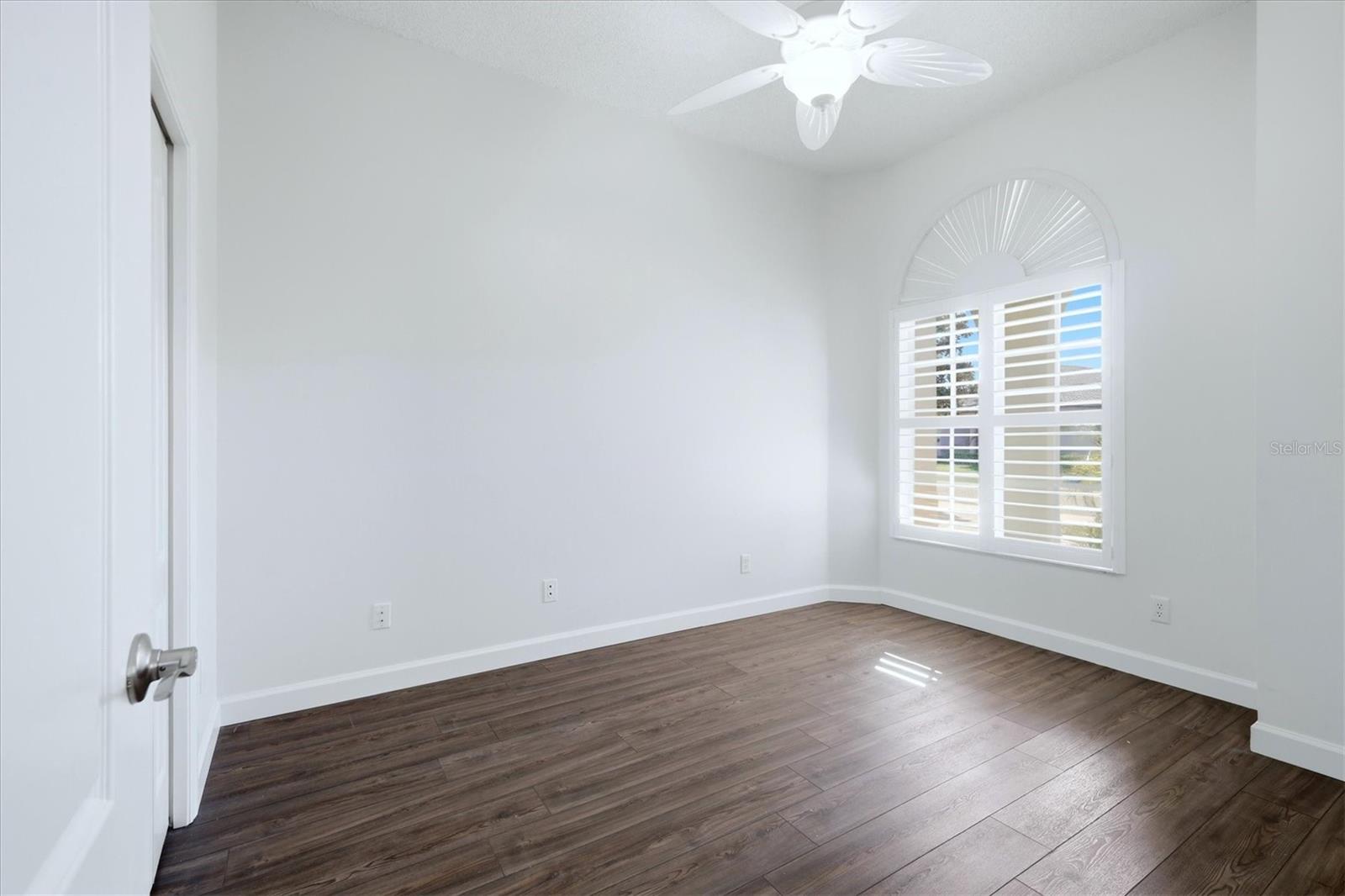 HUNTINGTON POINTE - Residential