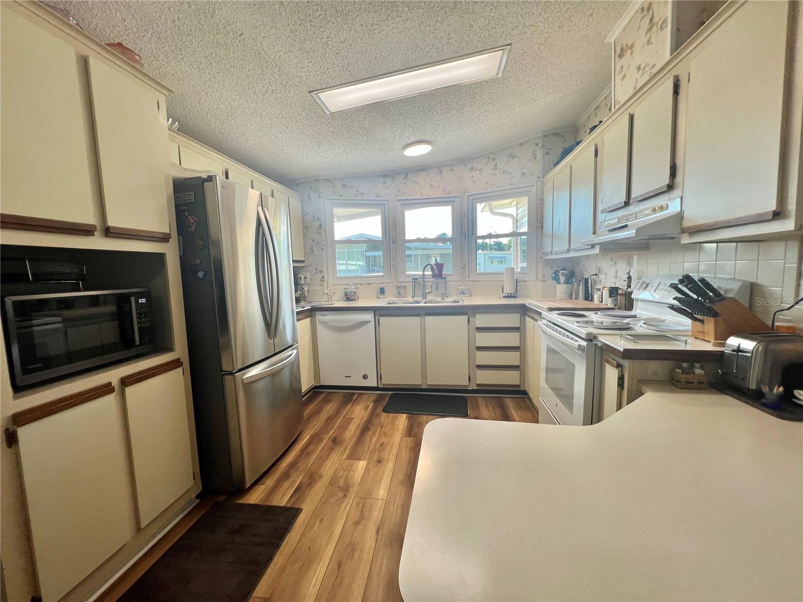 141 BOUGAINVILLEA DRIVE