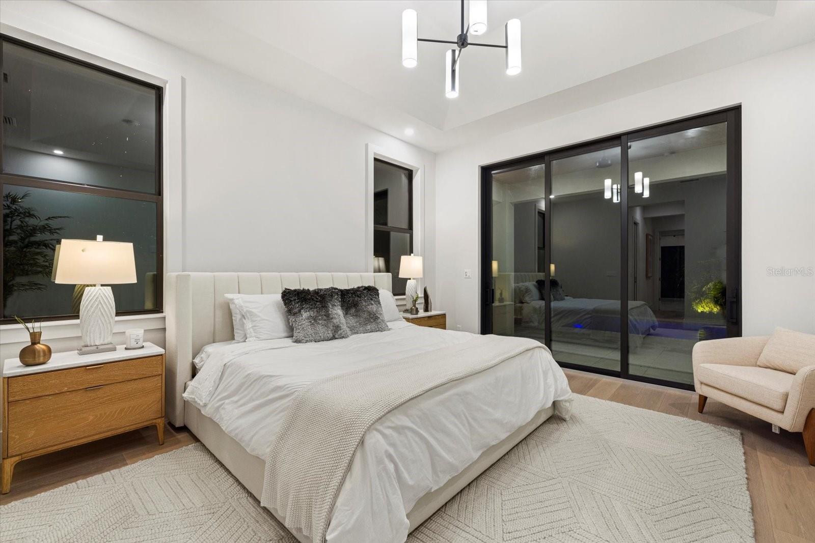 GRANADA PARK - Residential