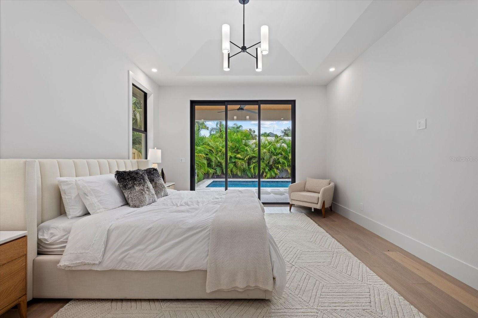 GRANADA PARK - Residential