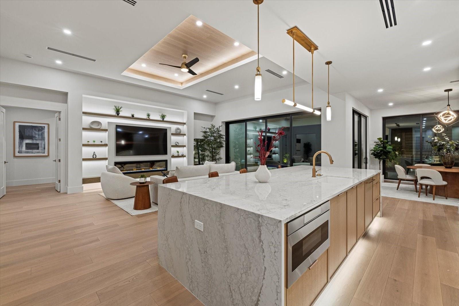 GRANADA PARK - Residential