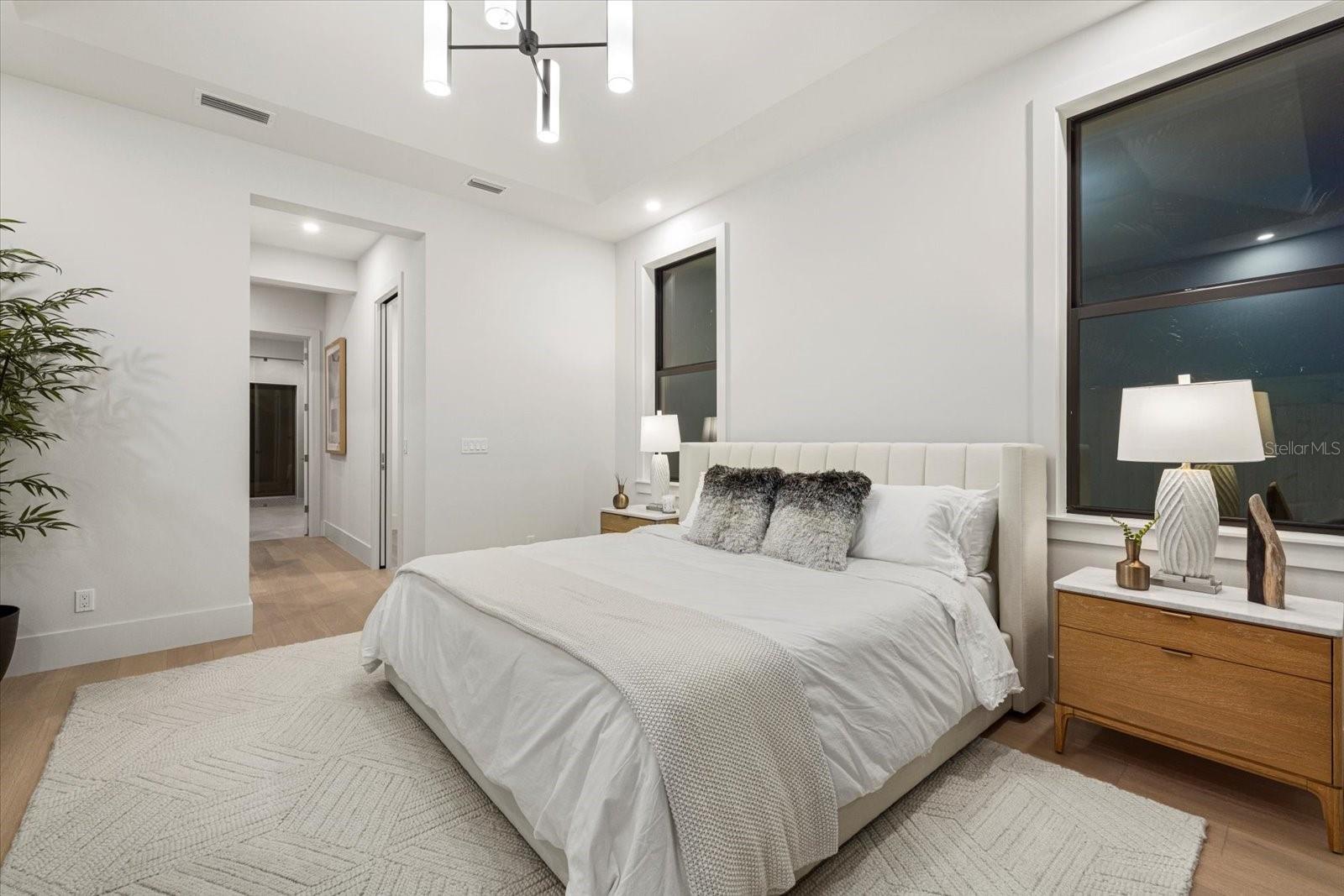 GRANADA PARK - Residential