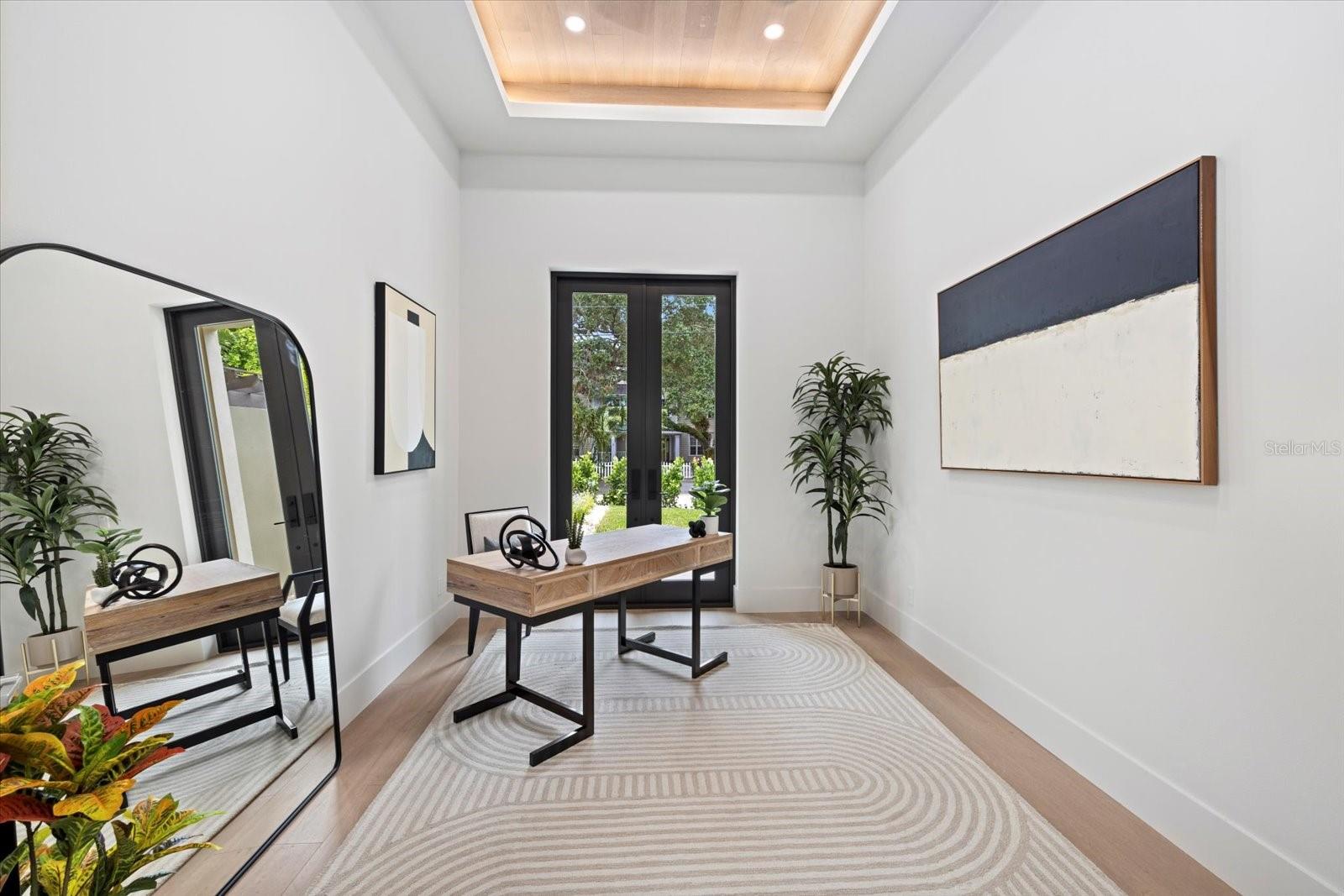 GRANADA PARK - Residential