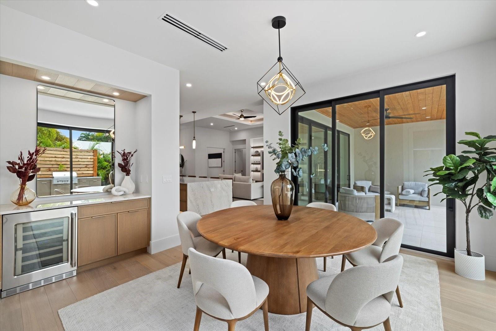 GRANADA PARK - Residential