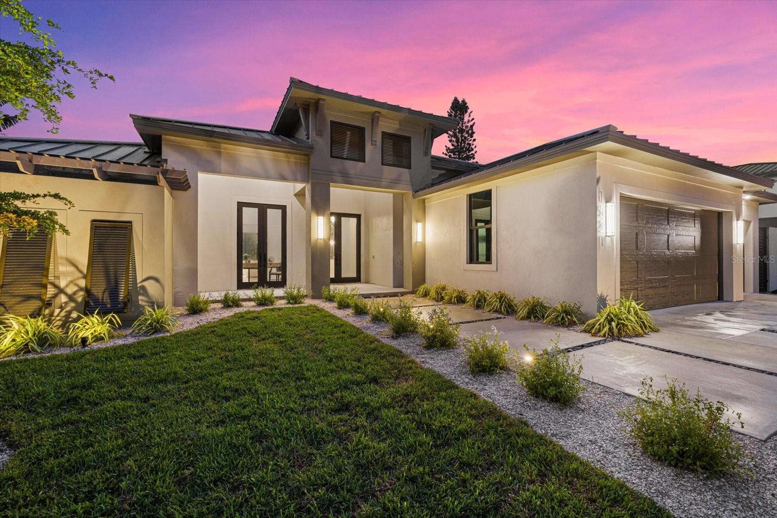 GRANADA PARK - Residential