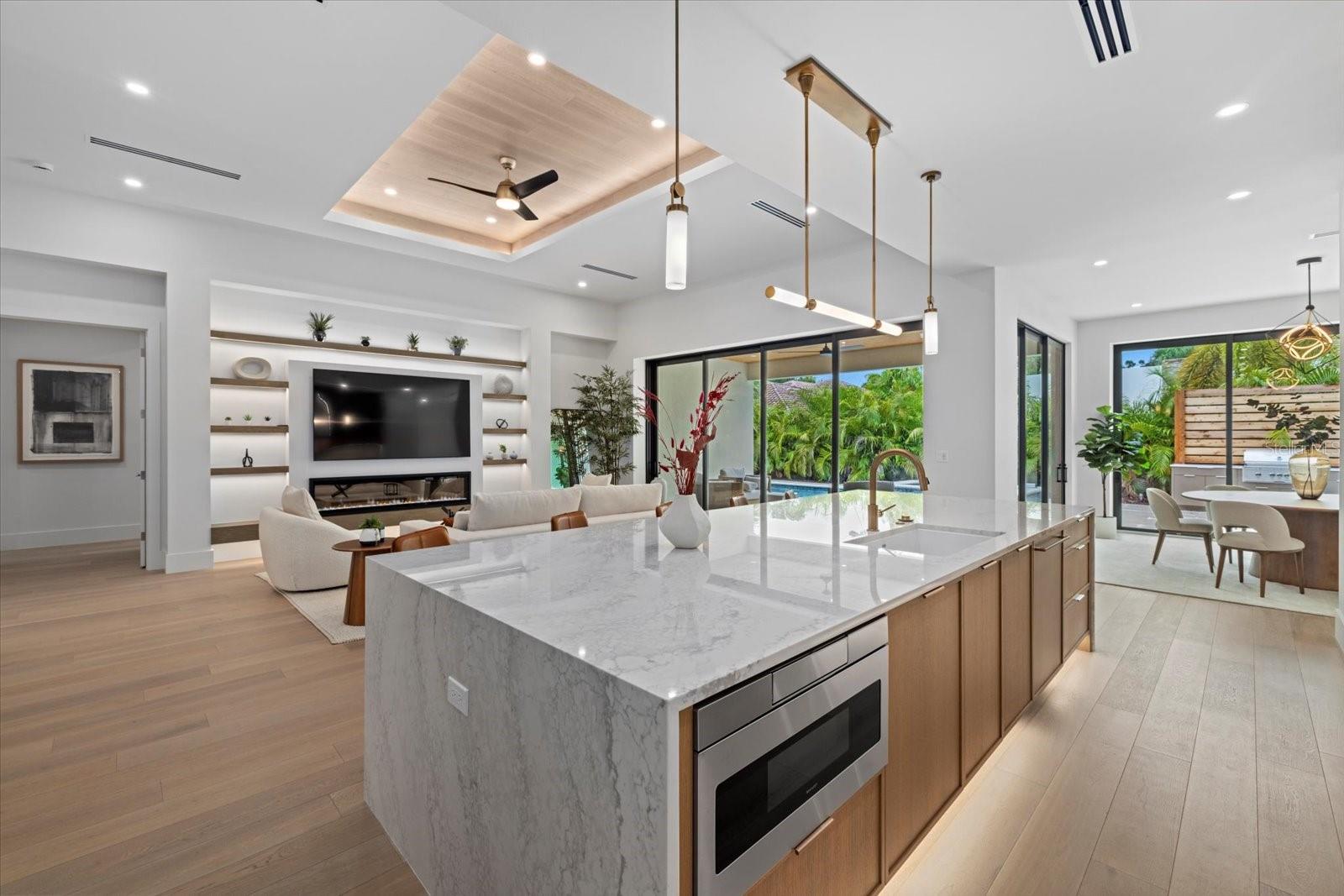 GRANADA PARK - Residential