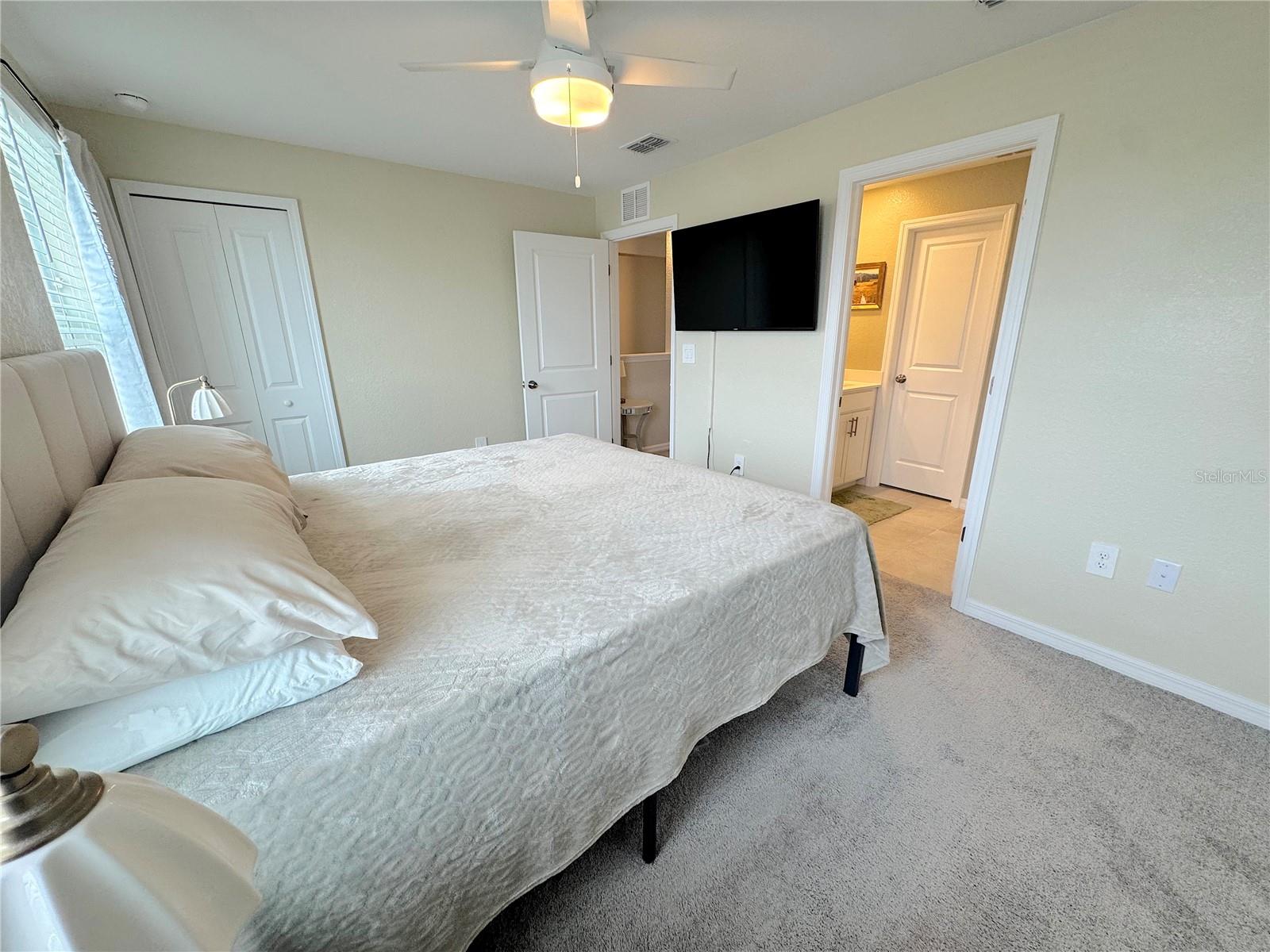 AURORA - Residential Lease