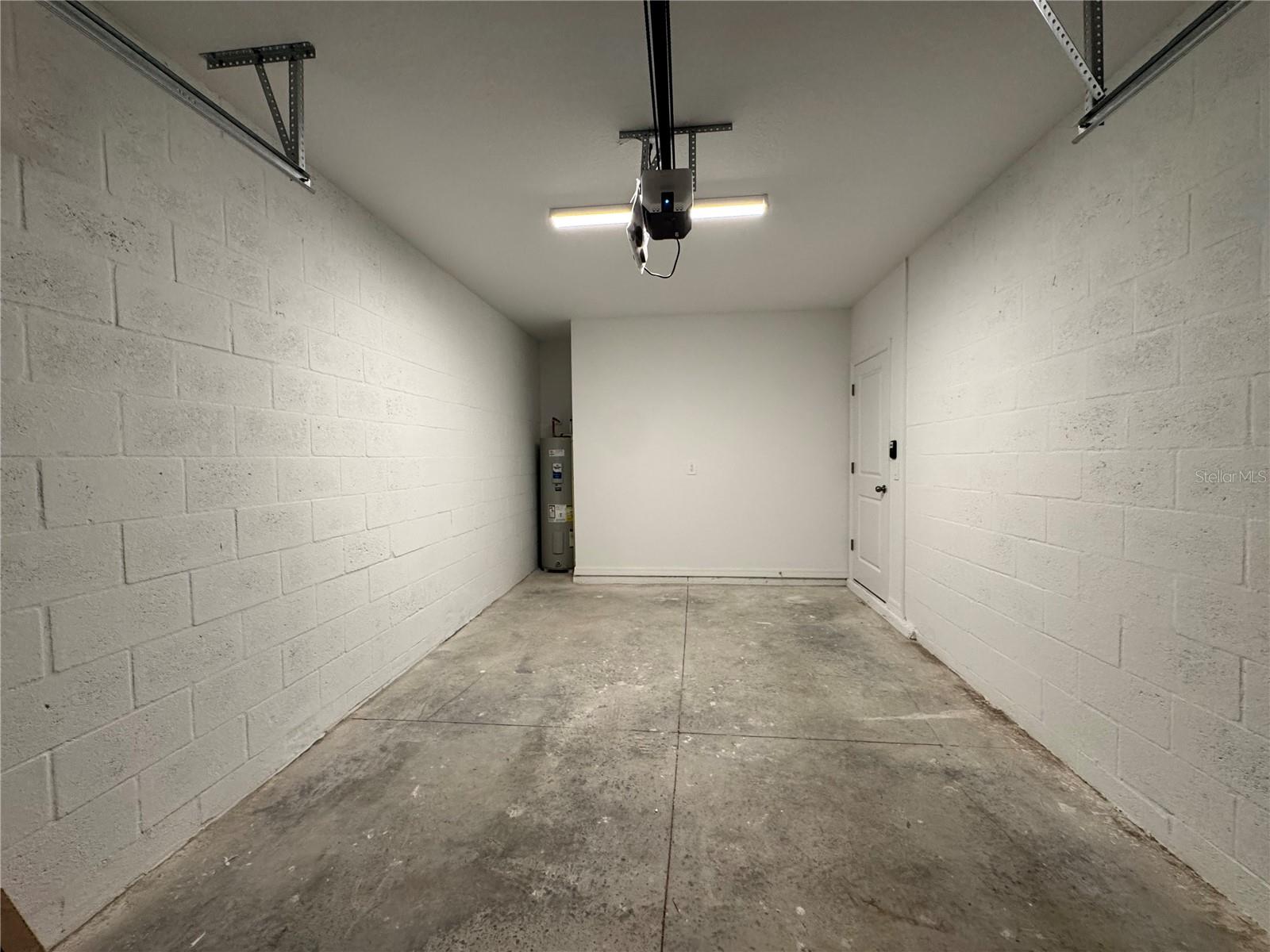 AURORA - Residential Lease