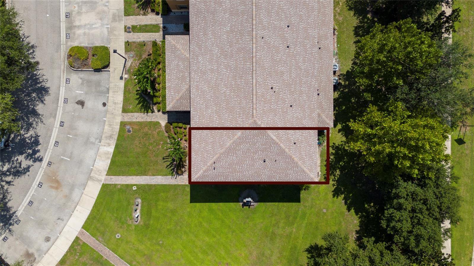EMERALD LAKE - Residential