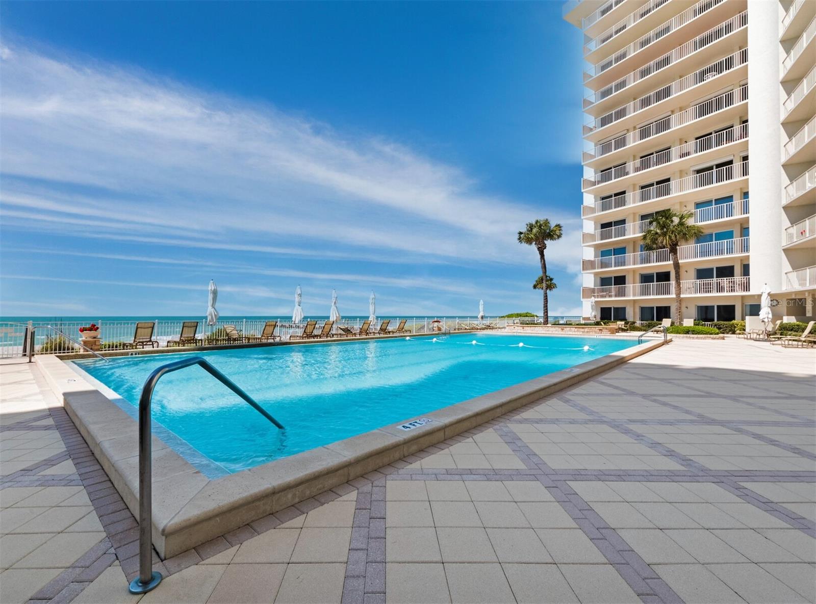 ISLANDER CLUB OF LONGBOAT - Residential
