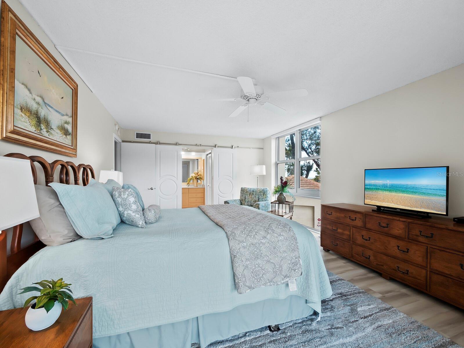 ISLANDER CLUB OF LONGBOAT - Residential