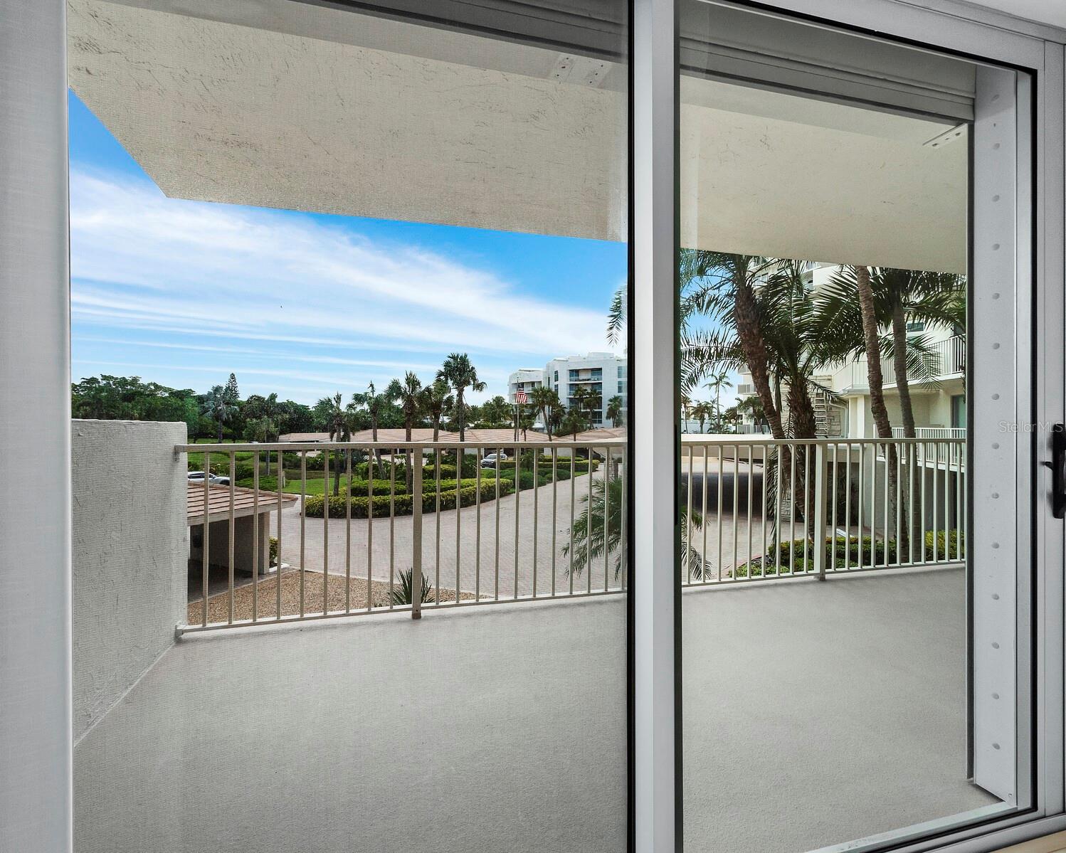 ISLANDER CLUB OF LONGBOAT - Residential