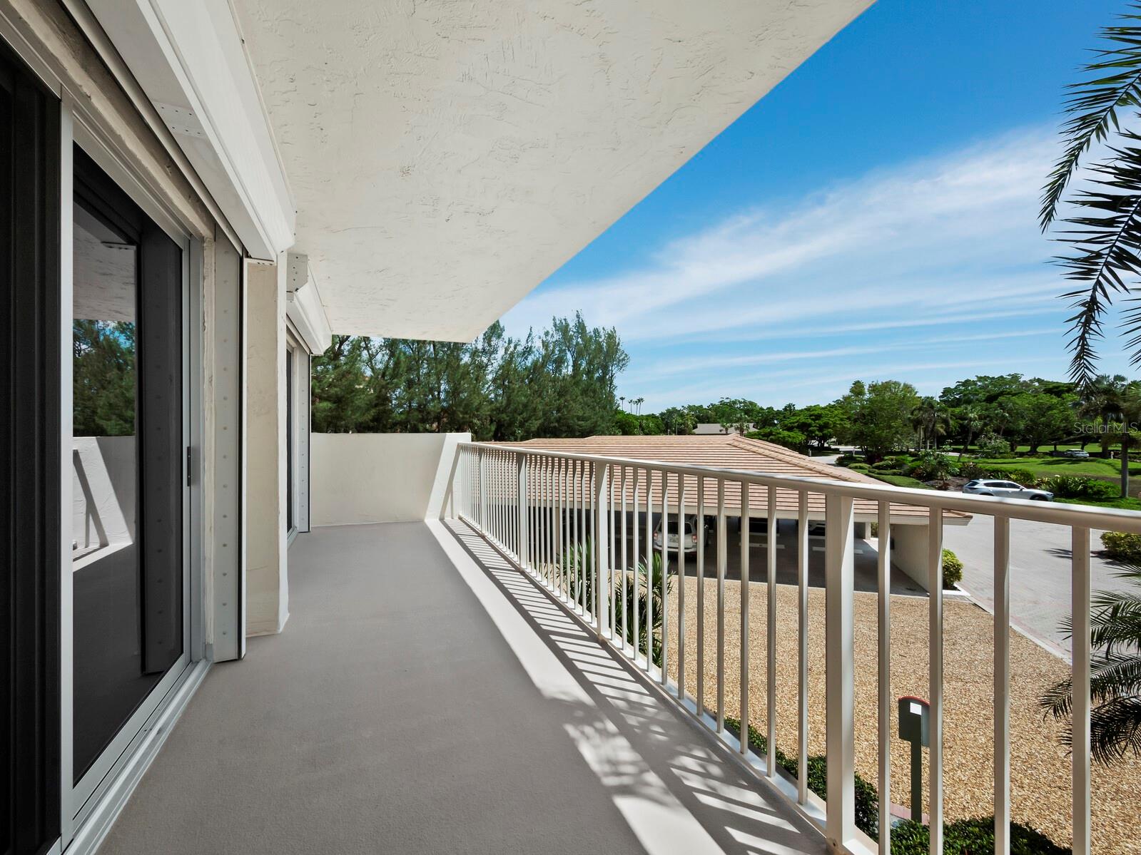 ISLANDER CLUB OF LONGBOAT - Residential