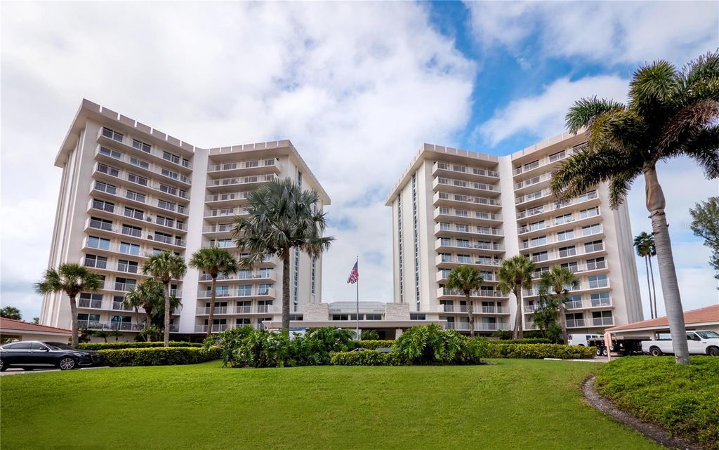 Photo of 2301 Gulf Of Mexico Drive #25N, Longboat Key, FL 34228 (MLS # A4667153)