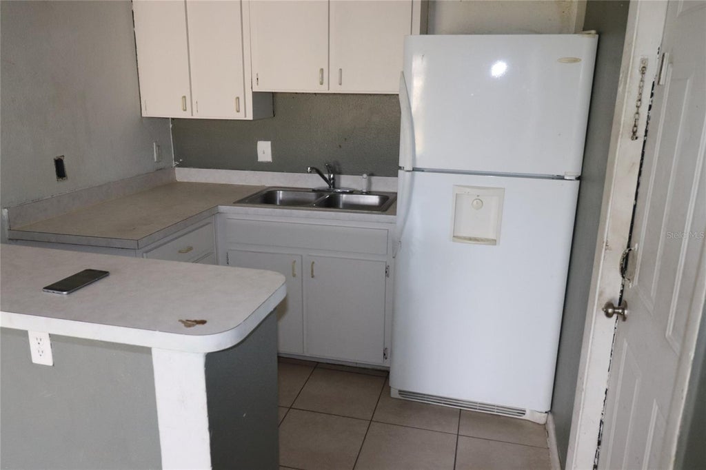 Photo of 727 Lucaya Drive, Kissimmee, FL 34758 (MLS # G5119661)