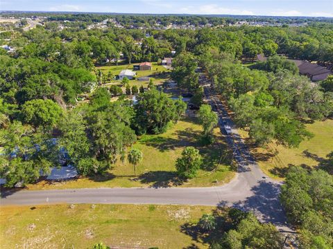 Tiny photo for 105 W Hermosa Street, Lady Lake, FL 32159 (MLS # OM724279)