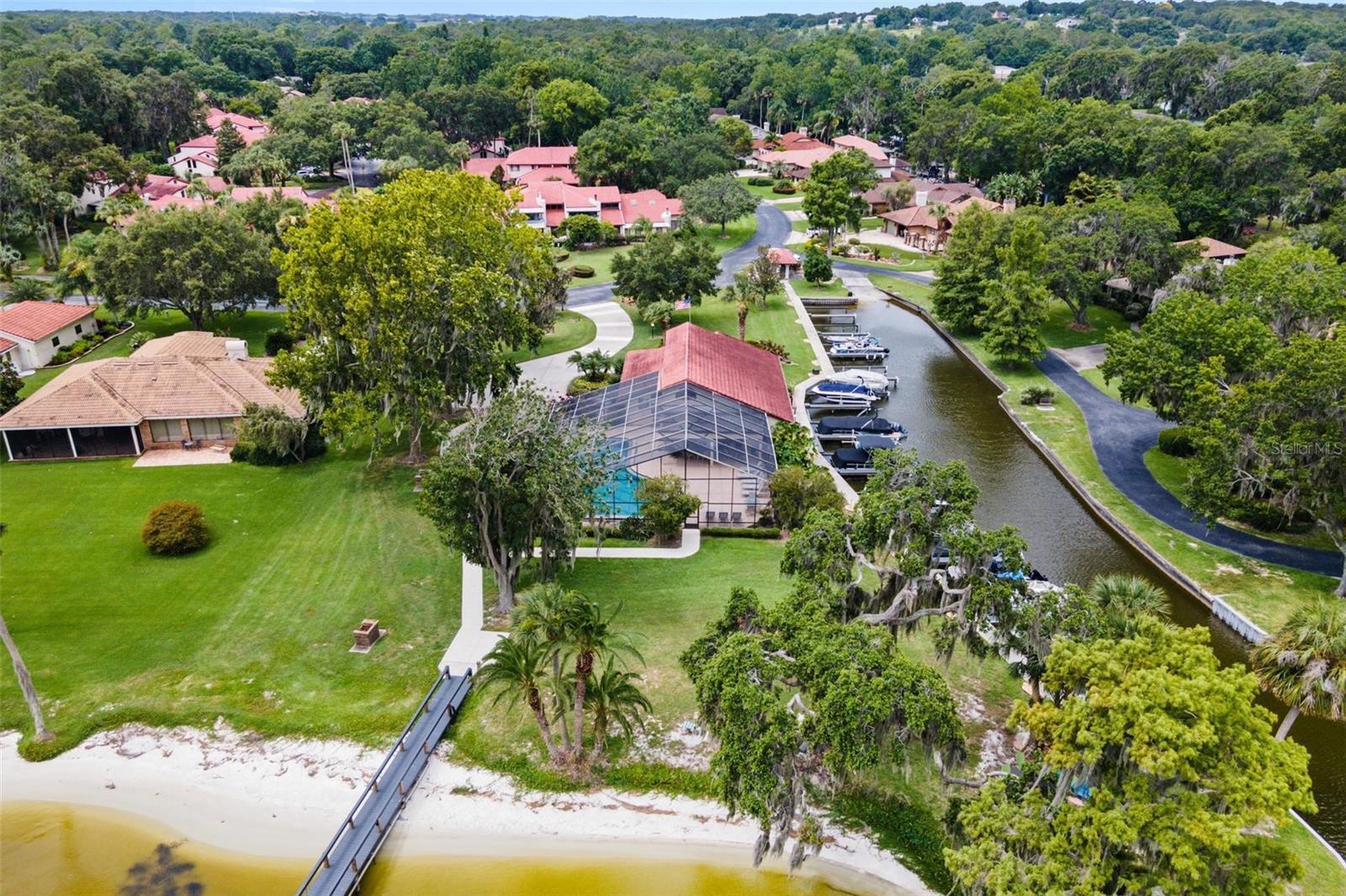 WATERWOOD TWNHS SUB - Residential