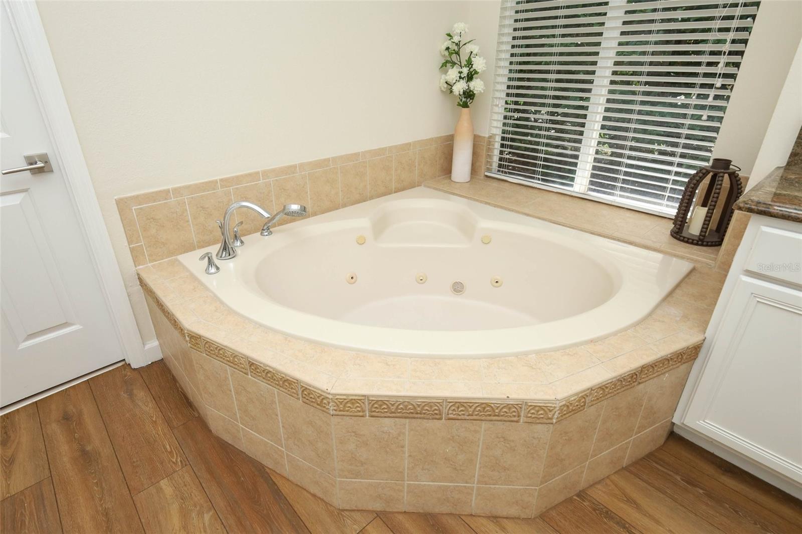 LAKE FOREST SEC 12B - Residential