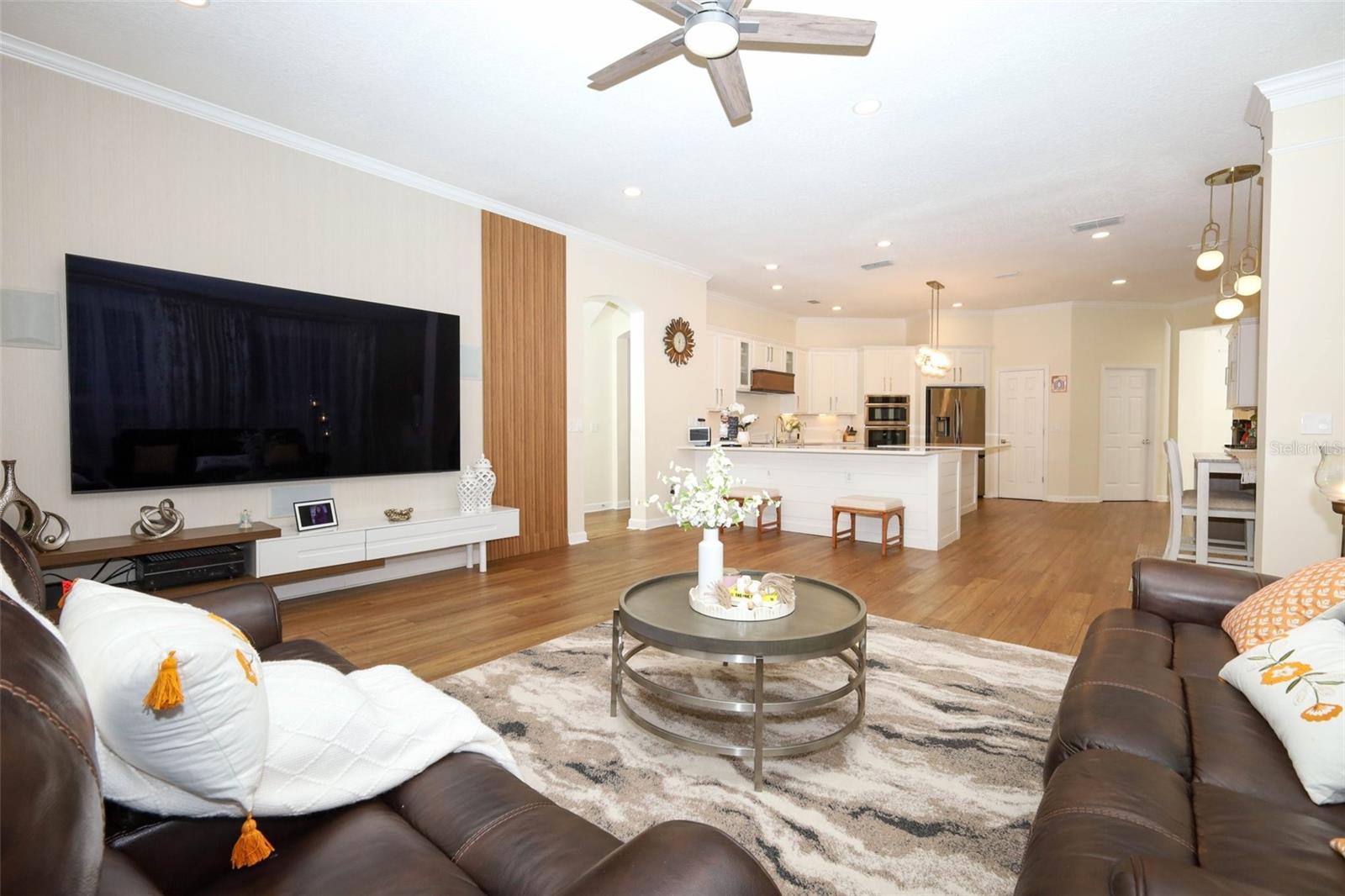 LAKE FOREST SEC 12B - Residential