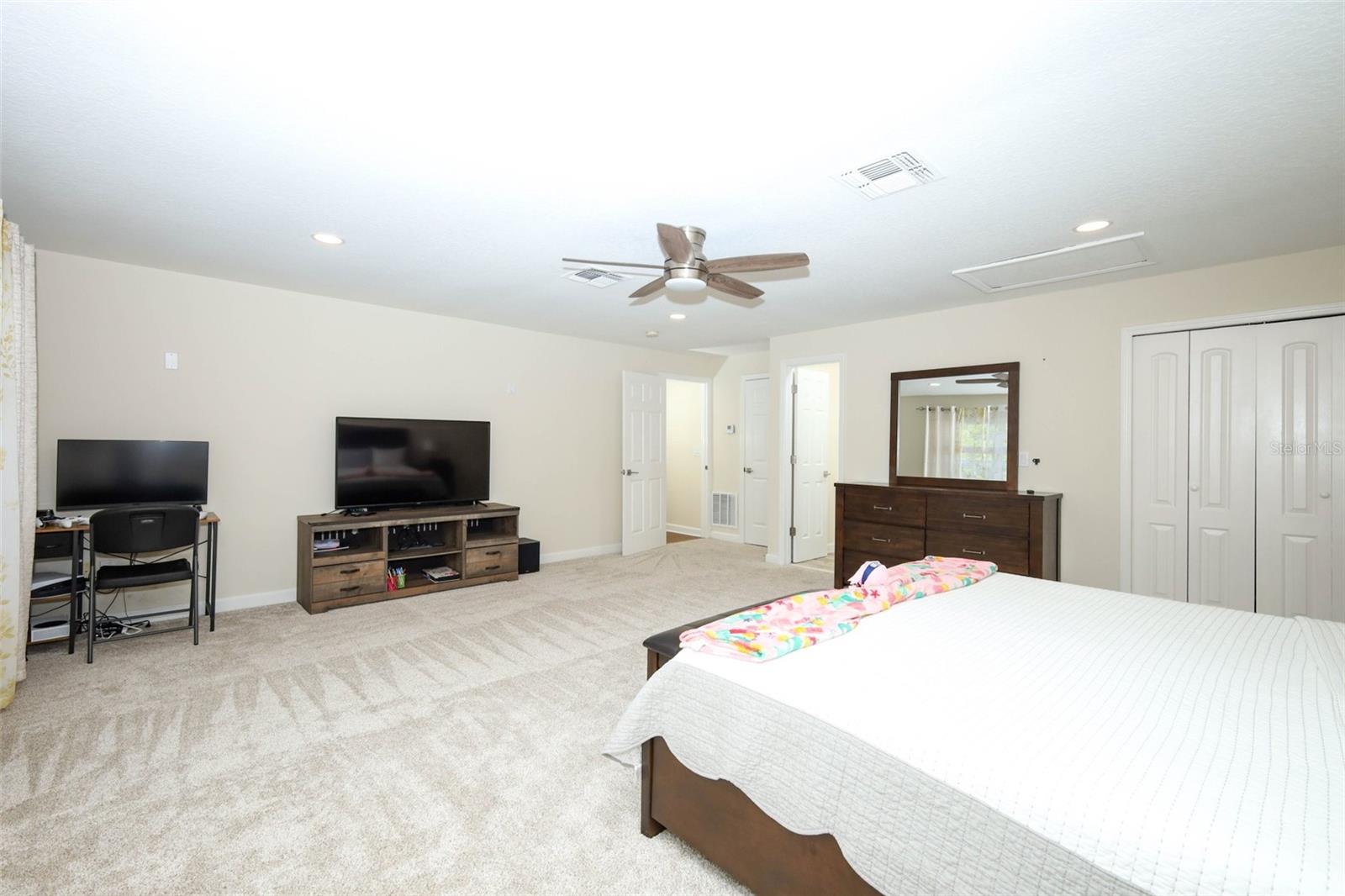 LAKE FOREST SEC 12B - Residential
