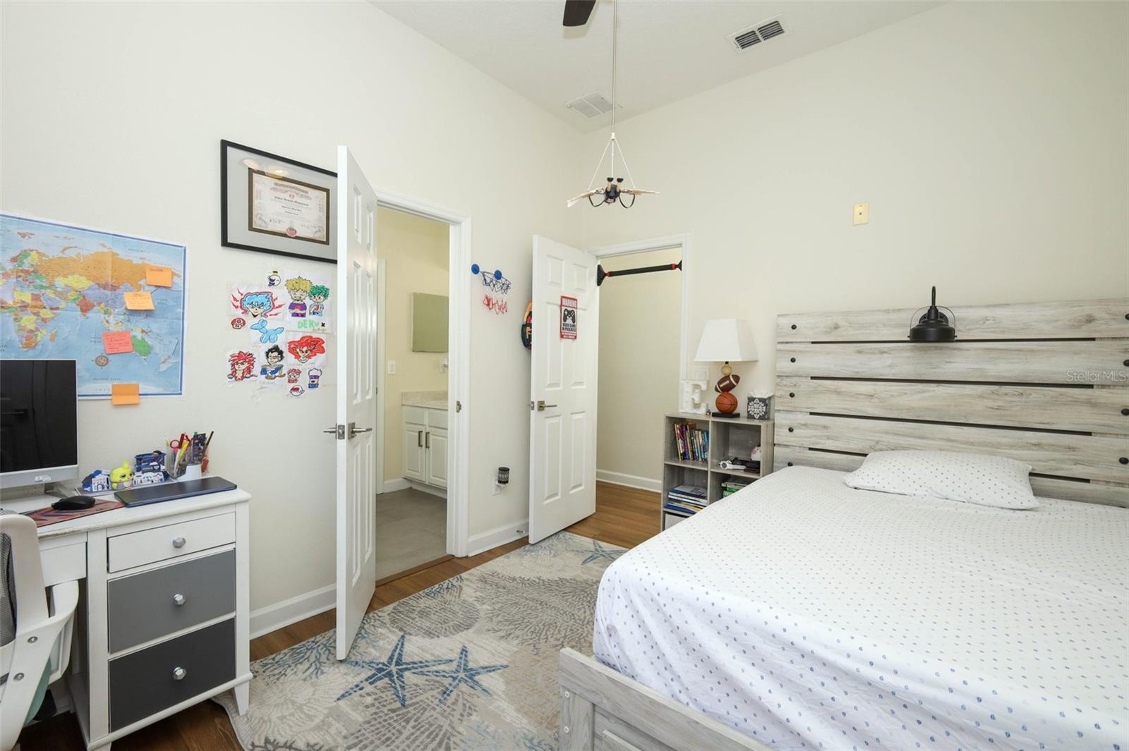 LAKE FOREST SEC 12B - Residential
