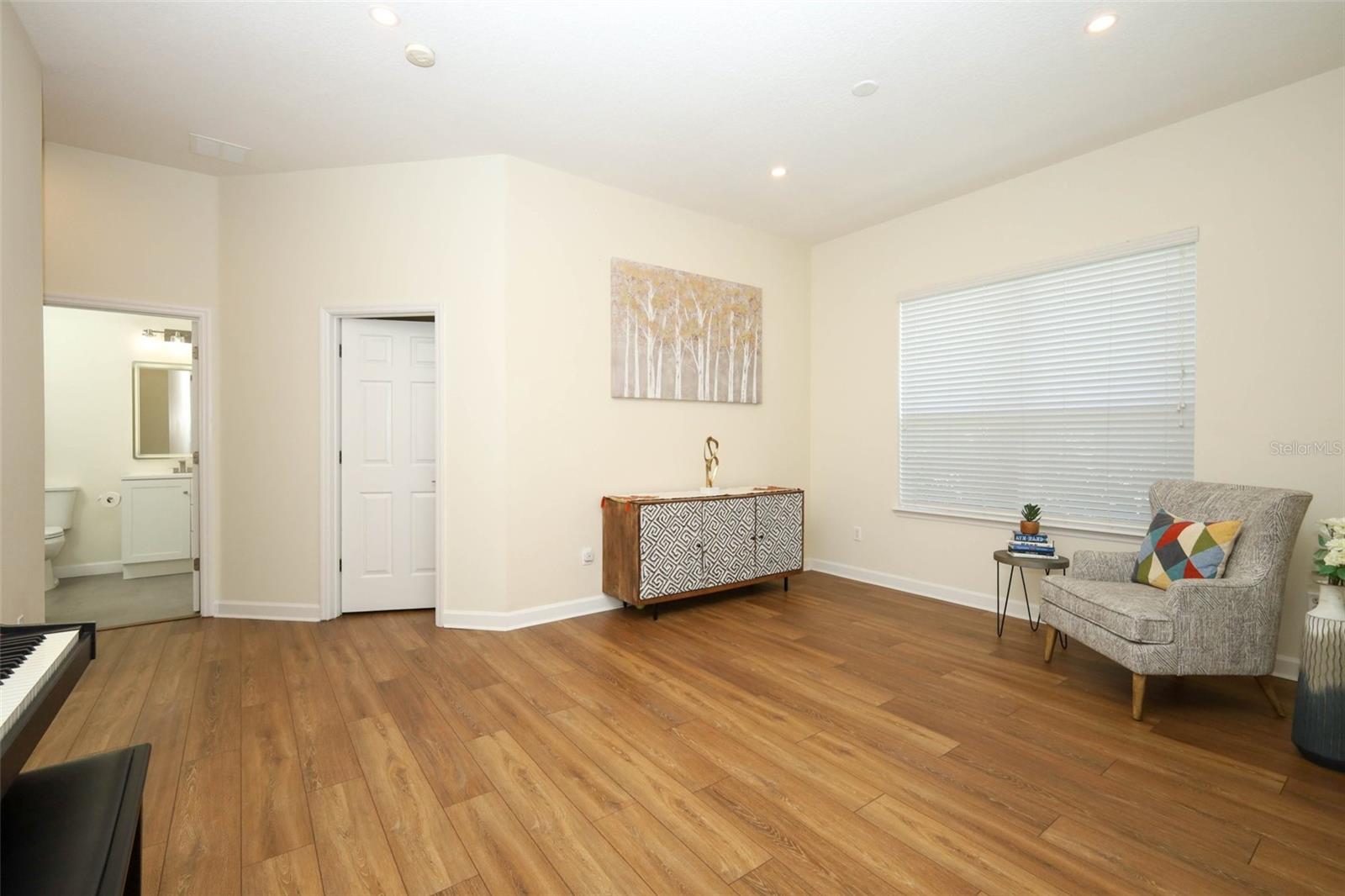 LAKE FOREST SEC 12B - Residential
