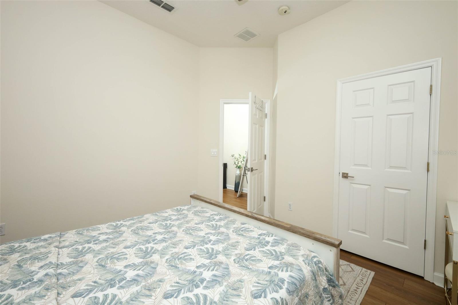 LAKE FOREST SEC 12B - Residential