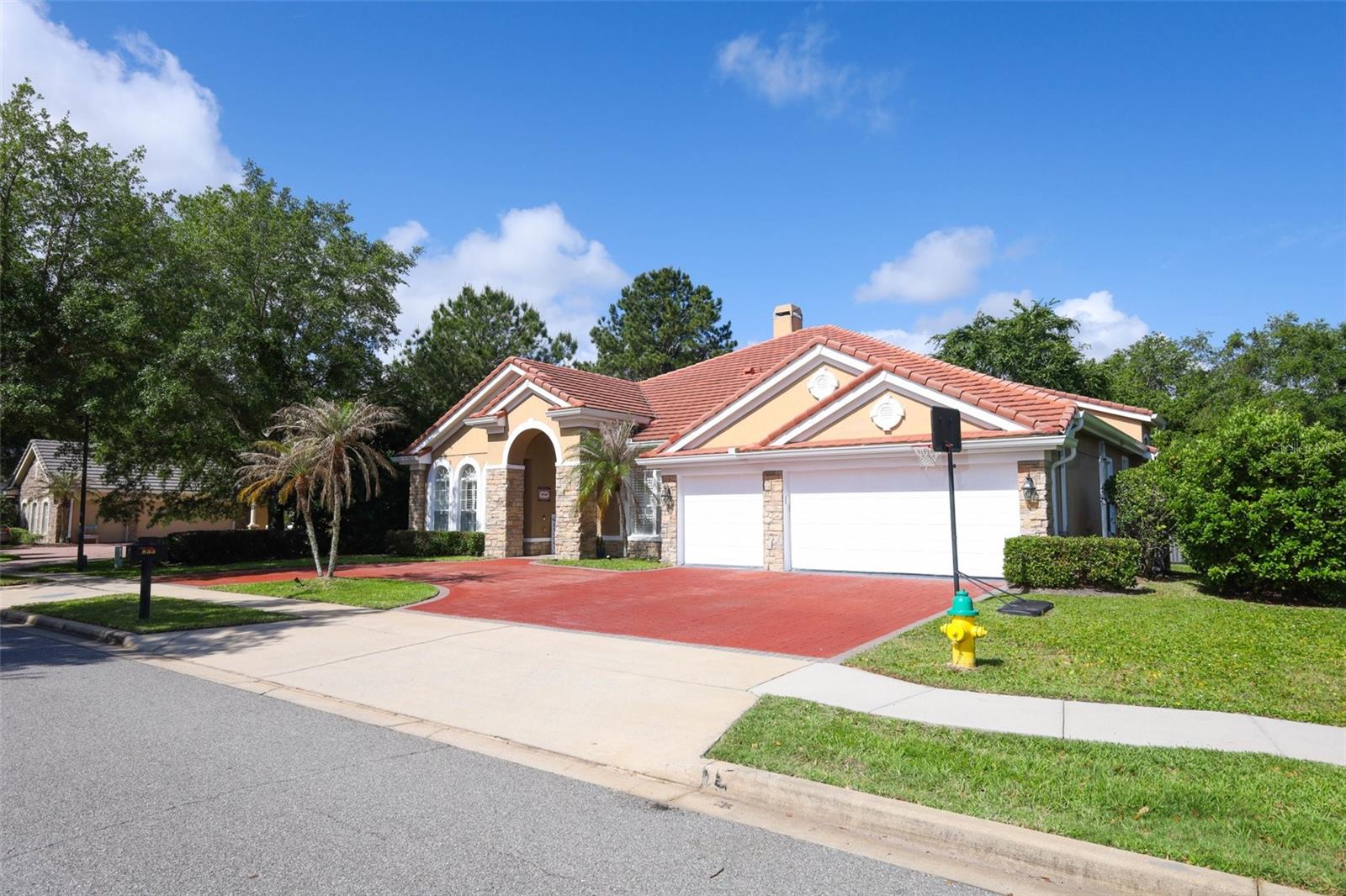 836 WOODBARK COVE