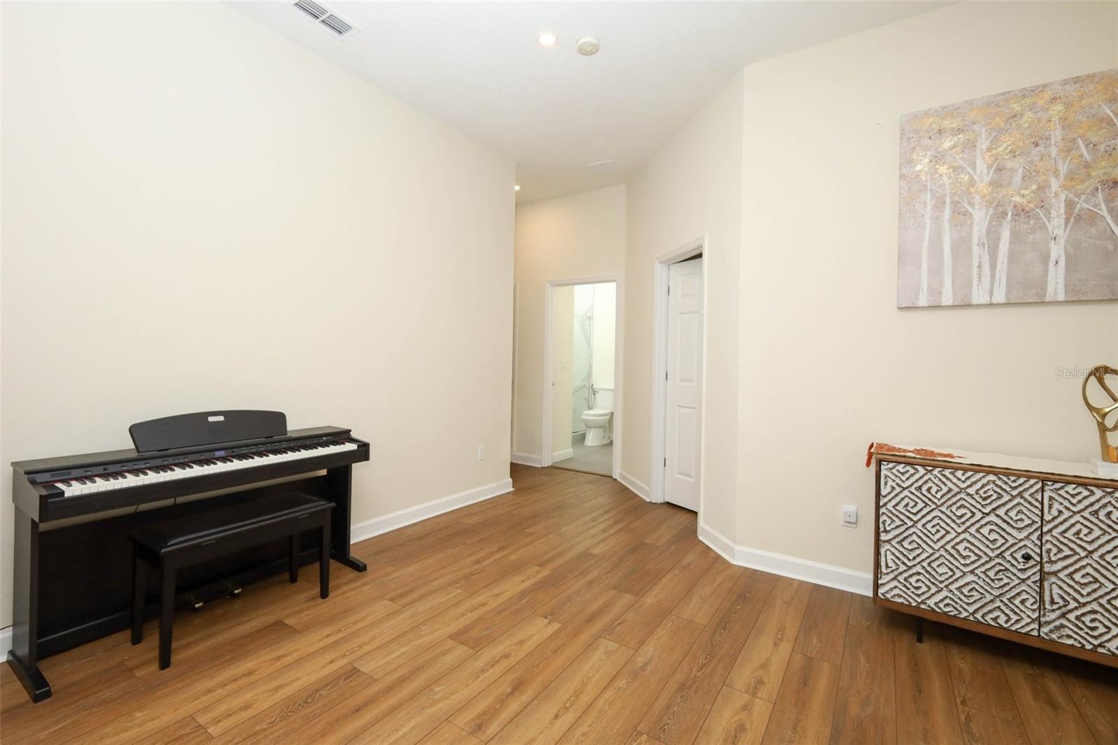 LAKE FOREST SEC 12B - Residential