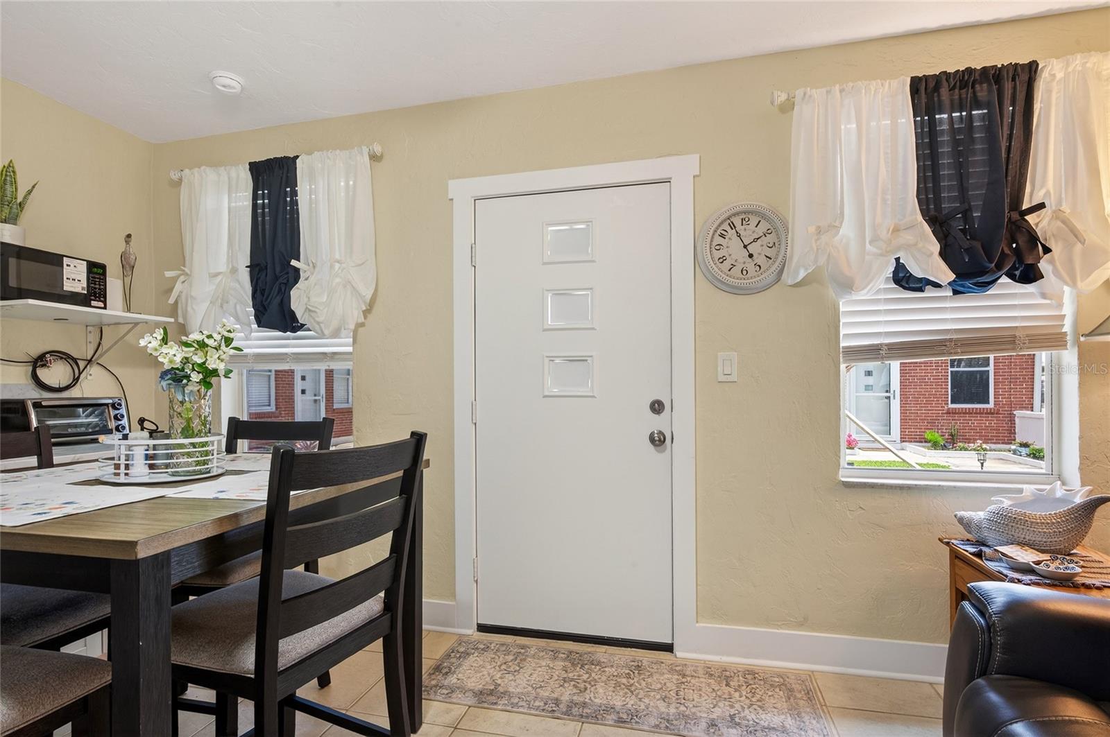 Search Properties for Sale 3 908 VILLAS DRIVE 29