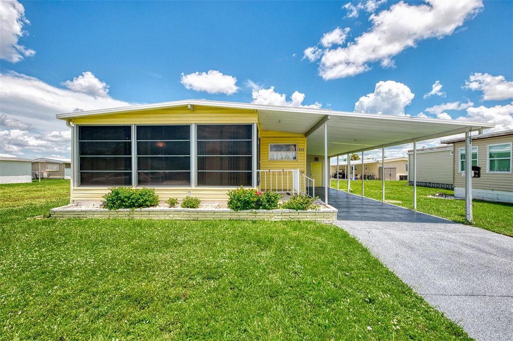 Photo of 322 Robalo, North Port, FL 34287 (MLS # N6139992)