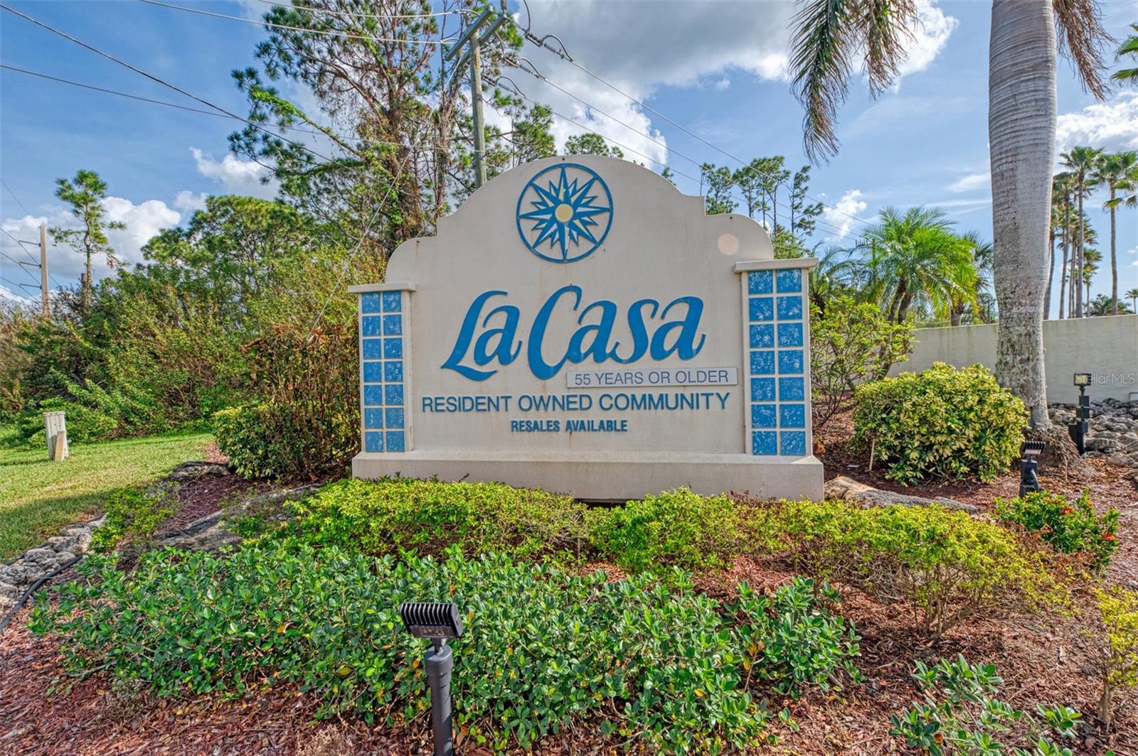 LA CASA MHP CO-OP - Residential