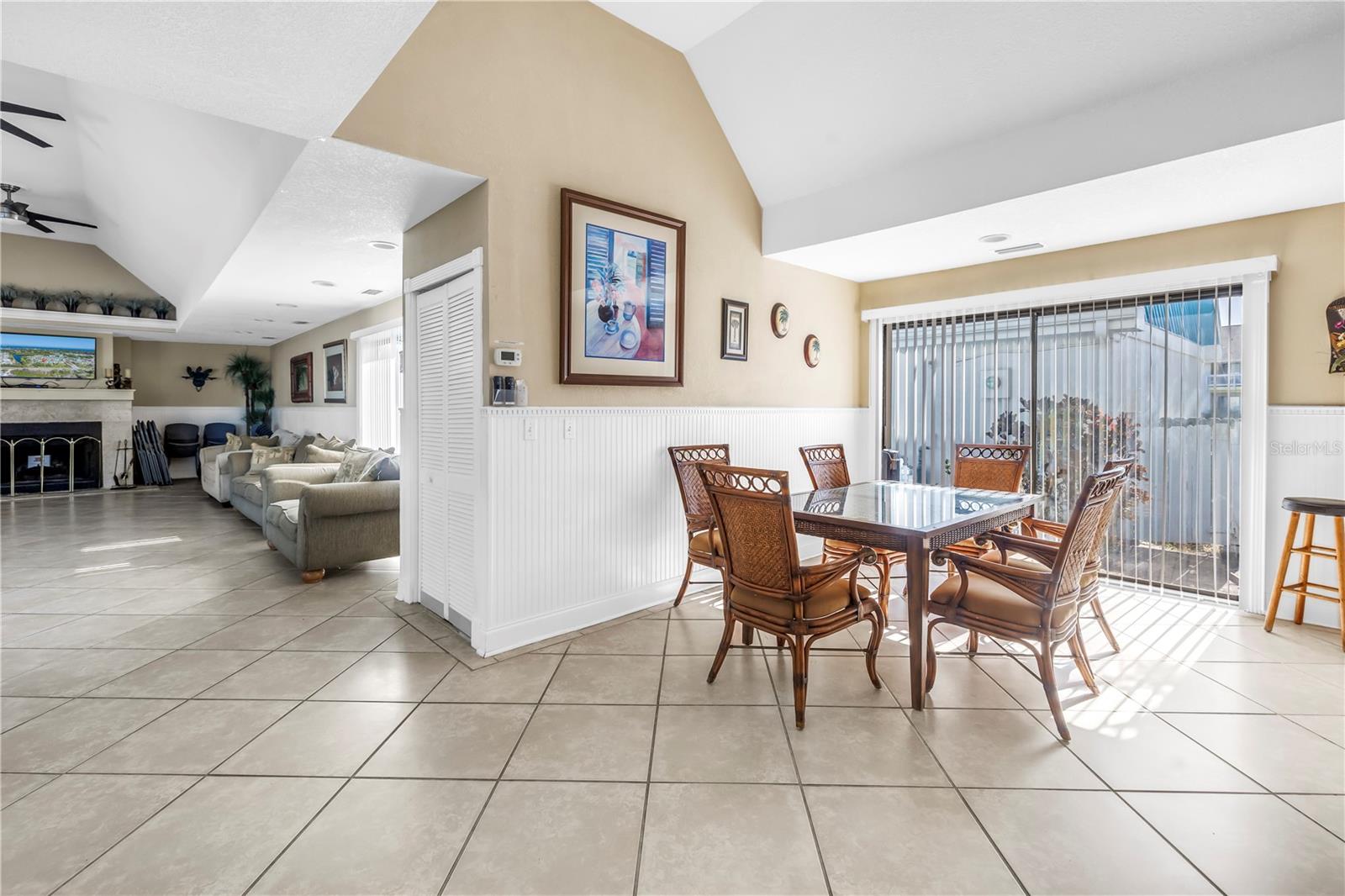 HARBOR CLUB CONDO - Residential