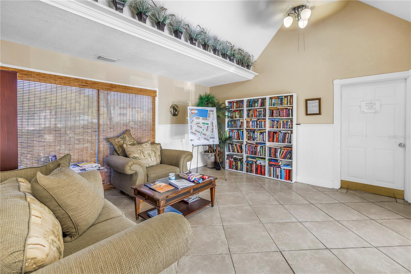 HARBOR CLUB CONDO - Residential