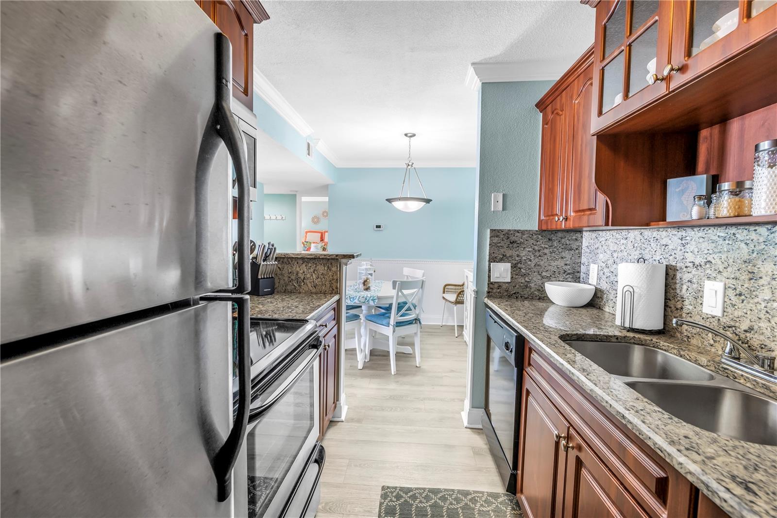 HARBOR CLUB CONDO - Residential