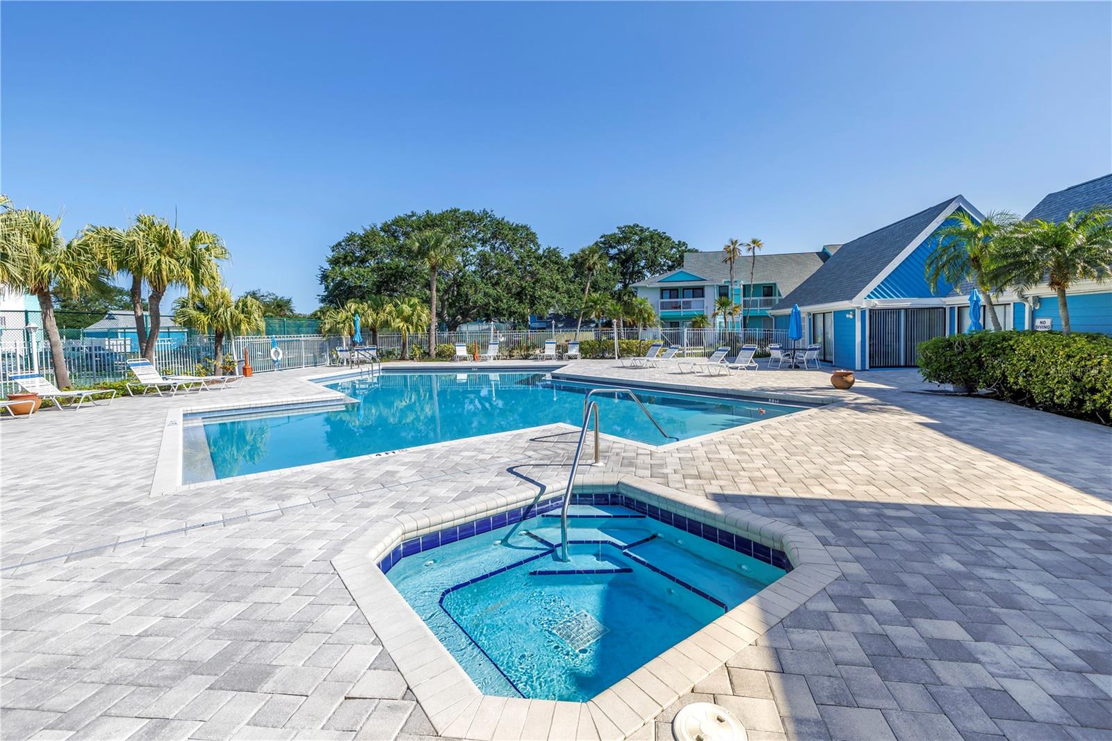 HARBOR CLUB CONDO - Residential