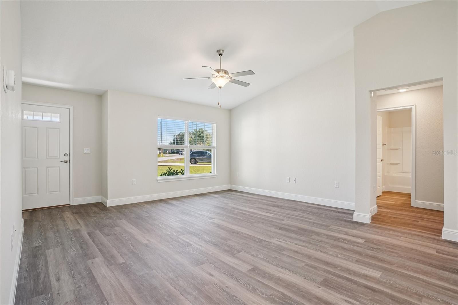 SILVER SPGS SHORES UN 18 - Residential