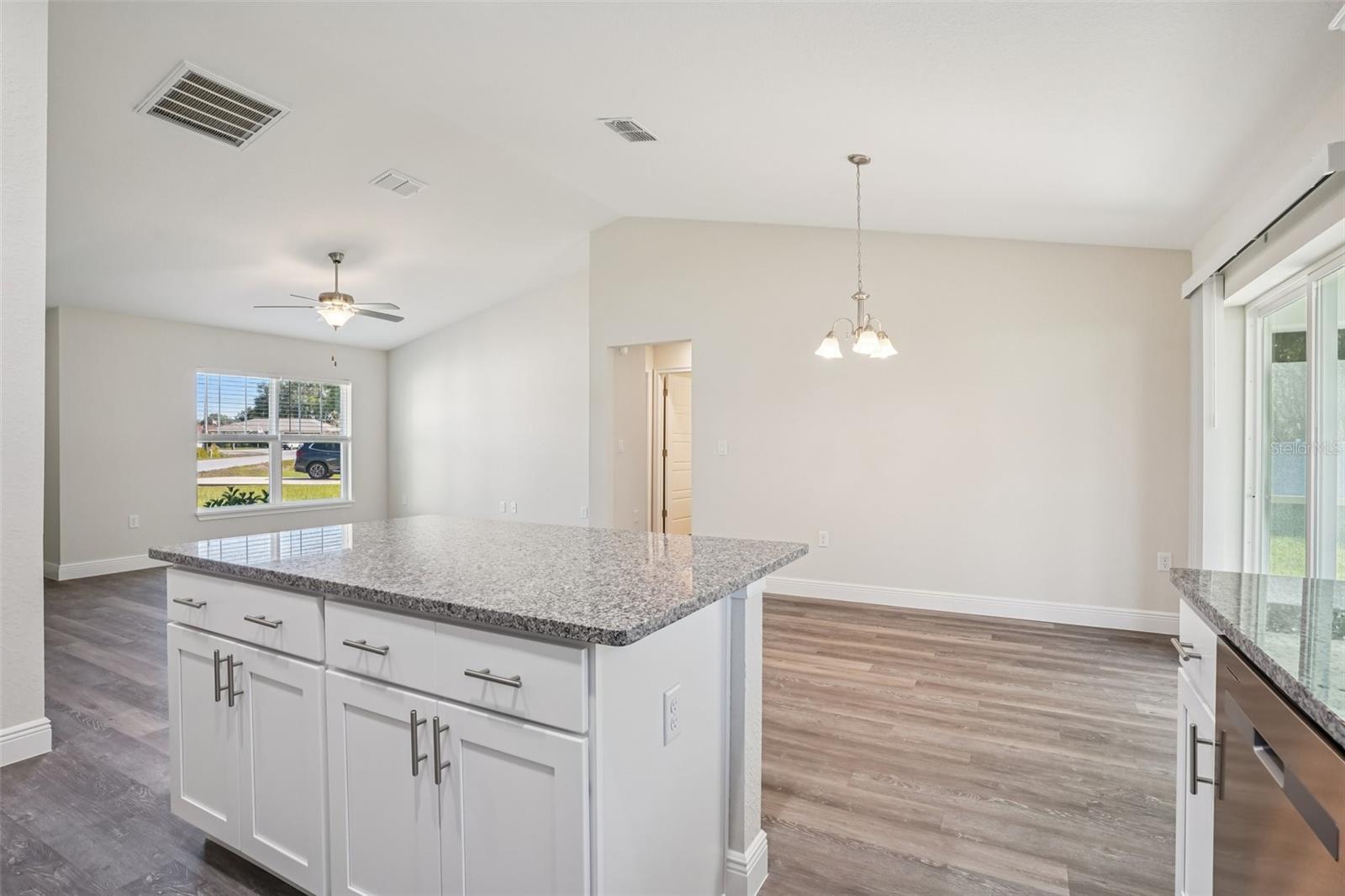 SILVER SPGS SHORES UN 18 - Residential