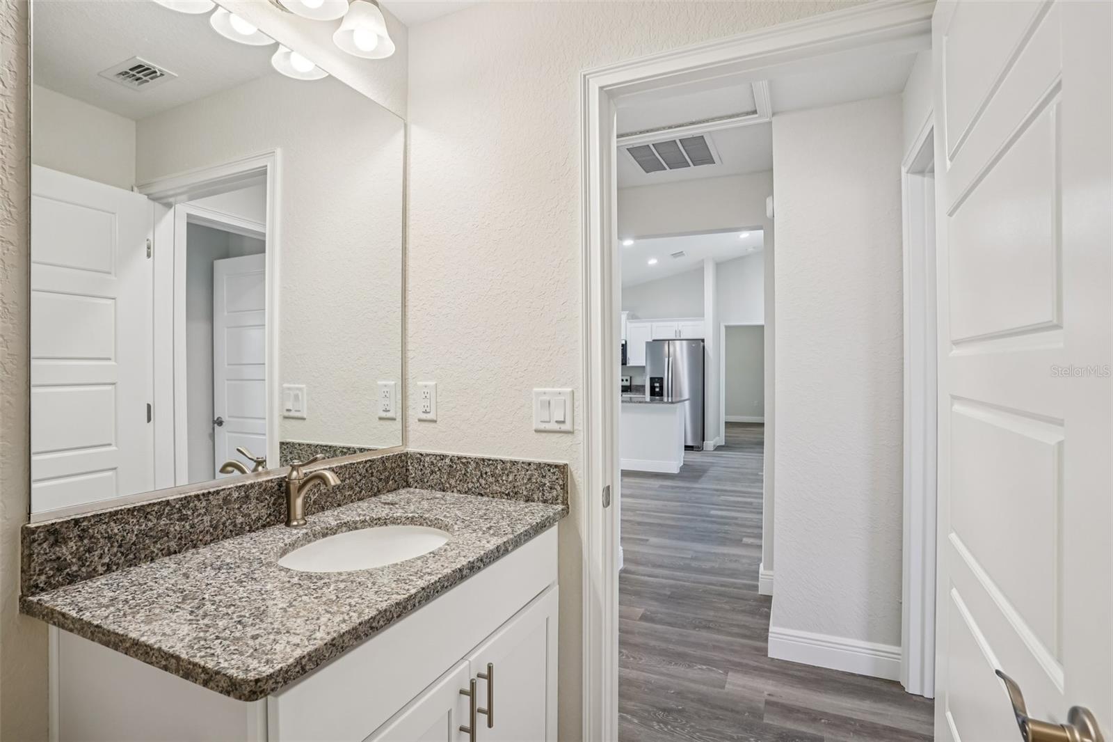 SILVER SPGS SHORES UN 18 - Residential