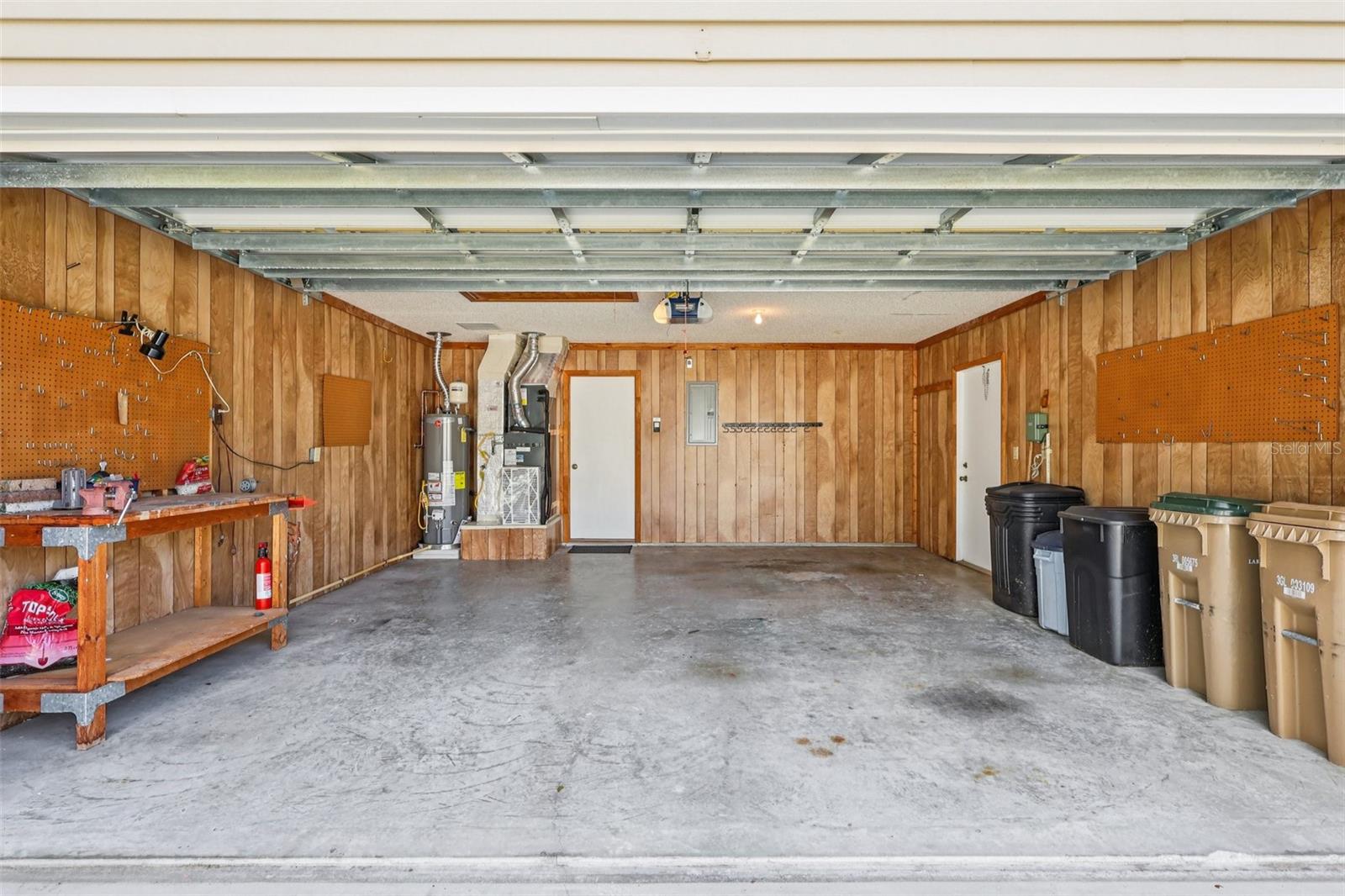 SCOTTISH HIGHLANDS CONDO PH C - Residential